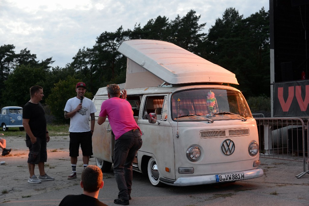 ../Images/VW Bus Festival Berlin 2019 292.jpg